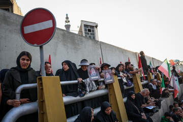 مراسم تشییع پیکر مطهر رهبر شهید انقلاب - ۲
