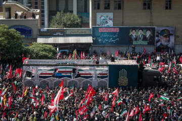 مراسم تشییع پیکر مطهر رهبر شهید انقلاب - ۴