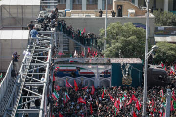 مراسم تشییع پیکر مطهر رهبر شهید انقلاب - ۴