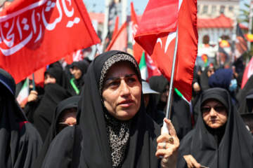 سوگ گیلانی‌ها در بدرقه رهبر شهید