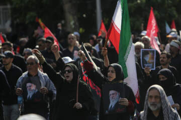 مراسم تشییع پیکر مطهر رهبر شهید انقلاب - ۶
