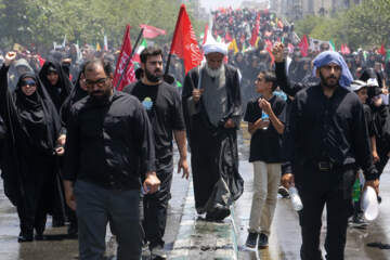 مراسم تشییع پیکر مطهر رهبر شهید انقلاب - ۶
