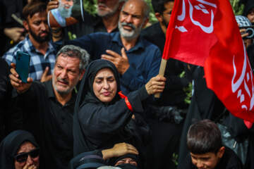 تشییع پیکر رهبر شهید انقلاب در قم