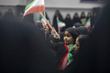 گردهمایی وداع دانش‌آموزان کرمانشاهی با آقای شهید ایران