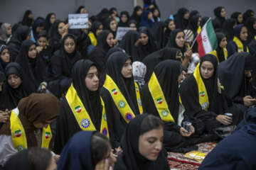 گردهمایی وداع دانش‌آموزان کرمانشاهی با آقای شهید ایران