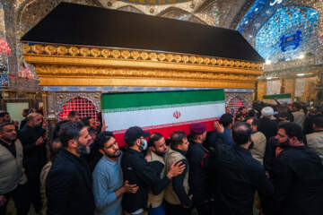 تشییع پیکر مطهر رهبر شهید انقلاب اسلامی در نجف اشرف