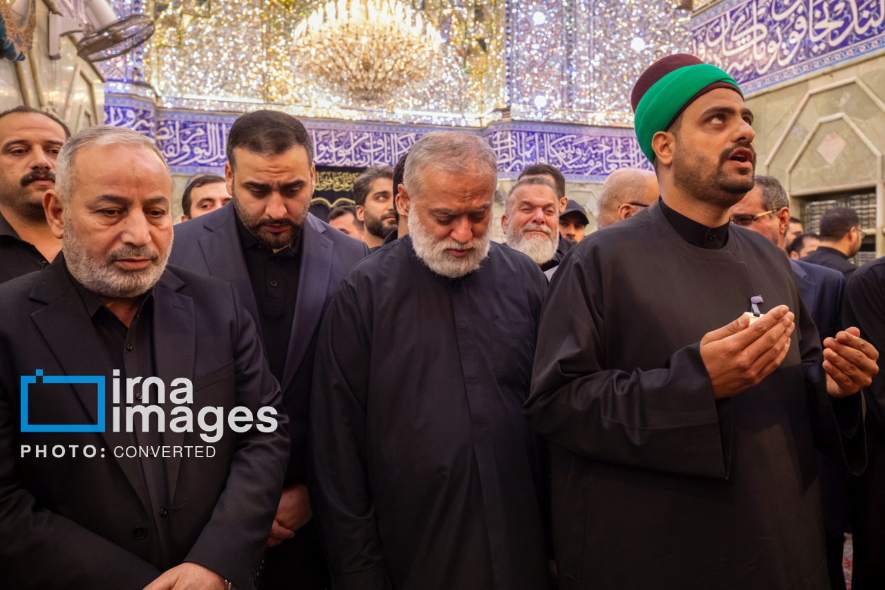 تشییع پیکر مطهر خانواده رهبر شهید انقلاب در حرم حضرت عباس (ع)