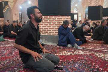 مراسم شام غریبان قائد امت در مسجد میزا علی اکبر اردبیل