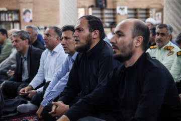 مراسم گرامیداشت رهبر شهید انقلاب در سنندج