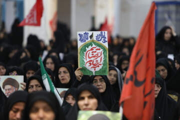 عکس - مراسم بزرگداشت رهبر شهید در مصلی اردبیل