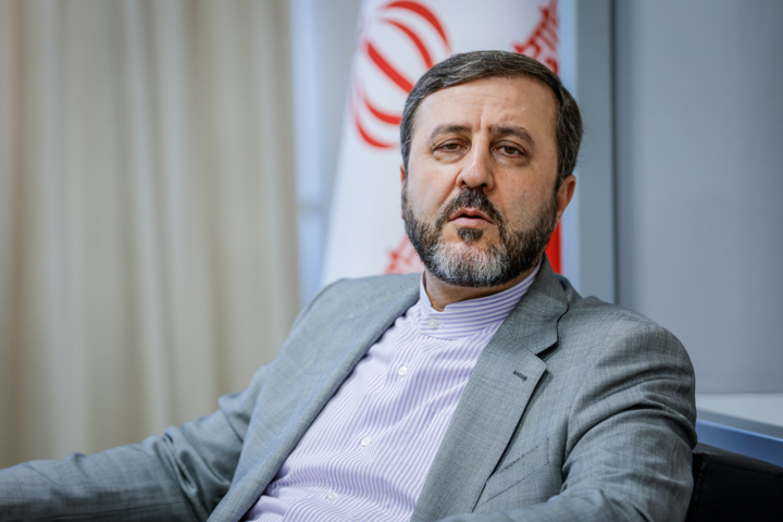 غریب آبادی: ادامه ارسال سلاح و هرگونه حمایت از رژیم صهیونیستی مشارکت در جنایات آنها است