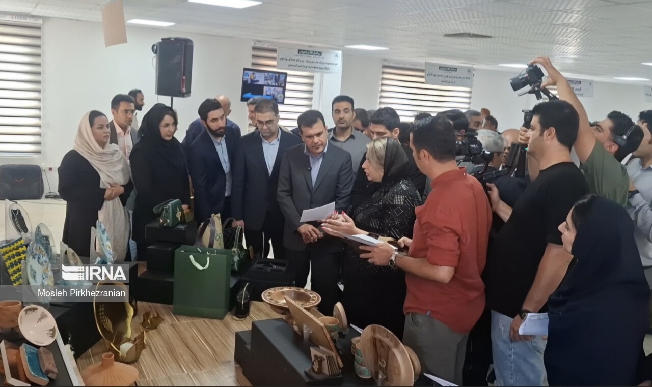 فیلم| بازدید معاون علمی، فناوری و اقتصاد دانش بنیان از پارک علم و فناوری کردستان