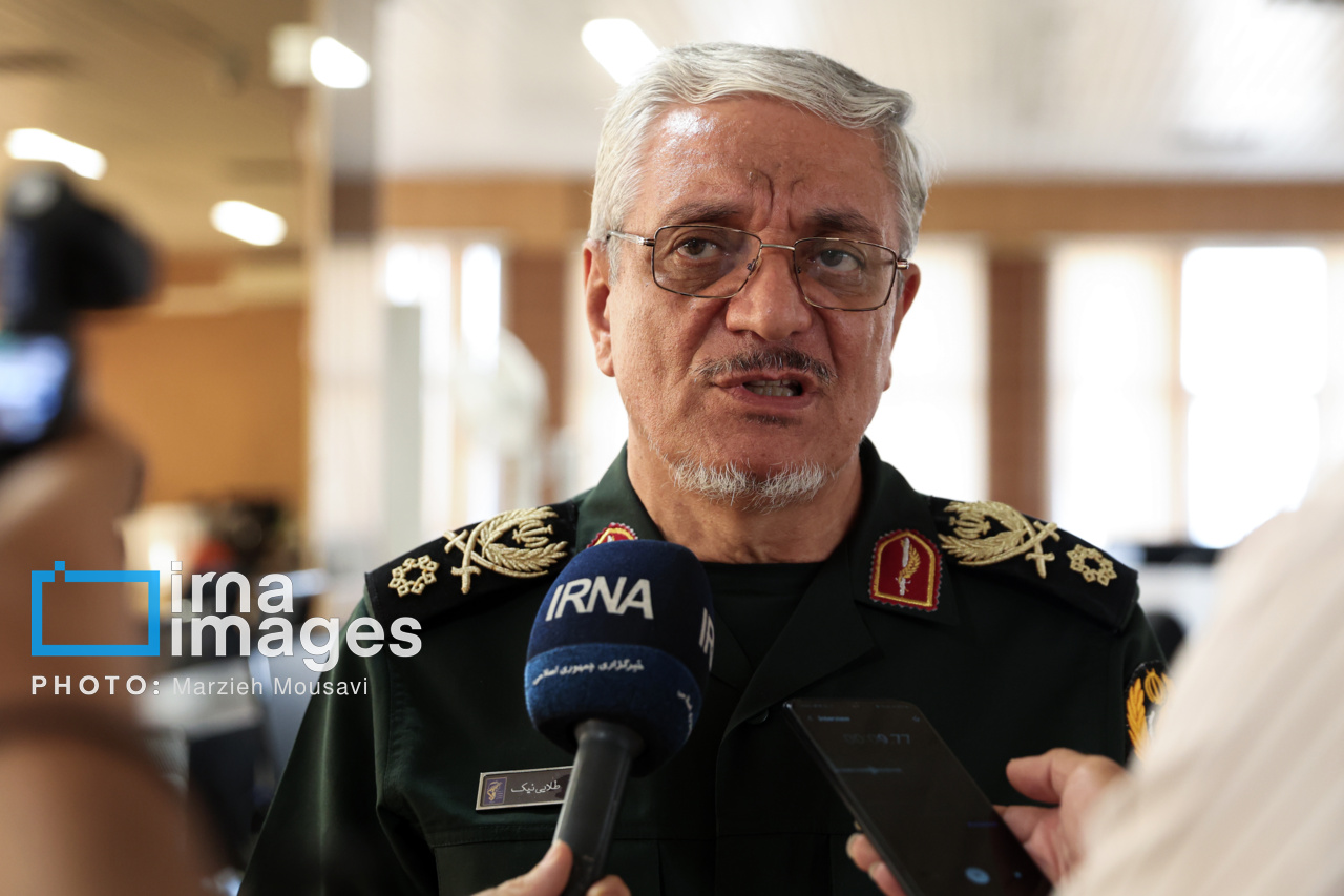 سخنگوی وزارت دفاع از خبرگزاری ایرنا بازدید کرد