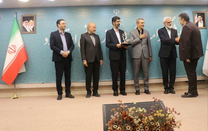 بسته خبرهای کوتاه استان قم/ بروزرسانی می شود بسته خبرهای کوتاه استان قم