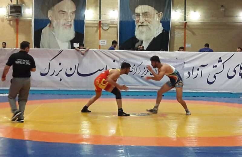 تیم کشتی شهدای ارتش تیم خراسان رضوی را مغلوب کرد تیم کشتی شهدای ارتش تیم خراسان رضوی را مغلوب کرد