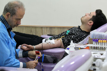۲۱ هزار شهروند اردبیلی امسال خون اهدا کردند