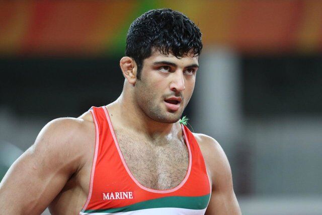 Iranischer Ringer gewinnt Goldmedaille bei den Internationalen Wettbewerben in Italien Iranischer Ringer gewinnt Goldmedaille bei den Internationalen Wettbewerben in Italien