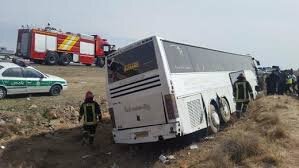 واژگونی اتوبوس مسیر اصفهان - یزد  چهار مصدوم بر جا گذاشت