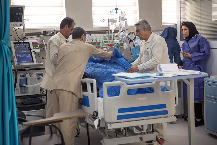 سطح کار پزشکی و درمانی به برکت انقلاب اسلامی در کرمانشاه ارتقا یافته است