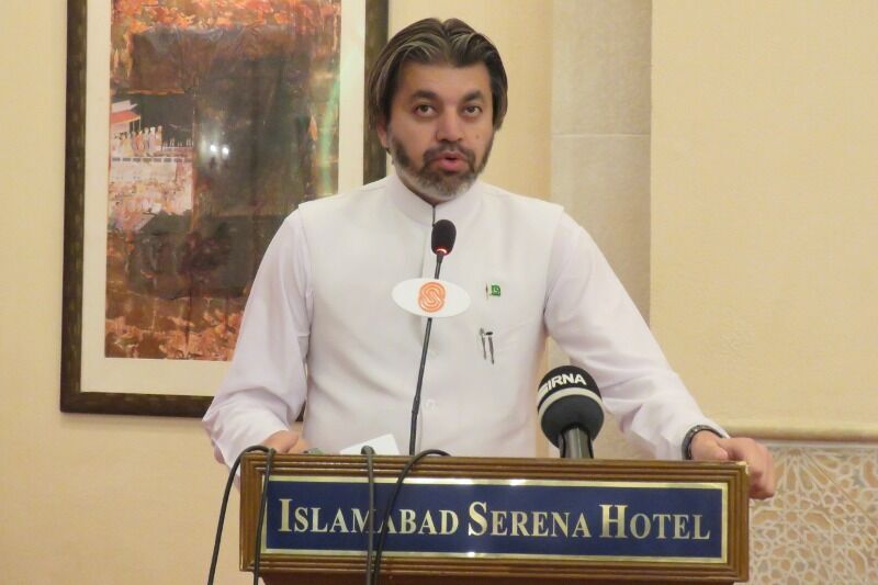 ایران کیساتھ کھڑے رہیں گے: پاکستانی وزیر ایران کیساتھ کھڑے رہیں گے: پاکستانی وزیر