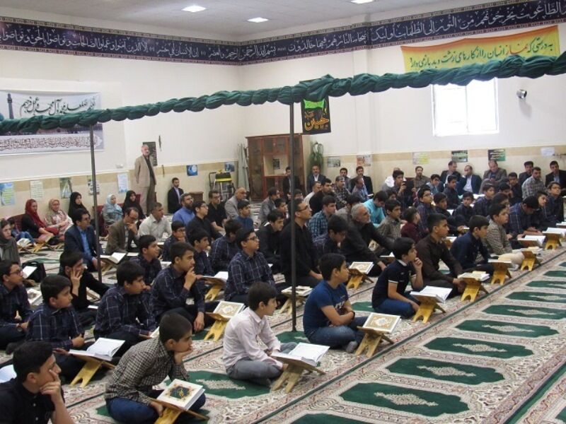 یک هزار محفل انس با قرآن در مدارس البرز برگزار شد - ایرنا