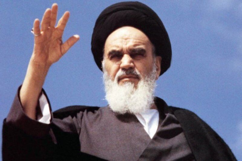 عزت امروز ایران ثمره اقتدا به سیره معمار کبیر انقلاب اسلامی است