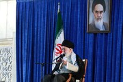 Ayatollah Khamenei begrüßt Imam Khomeinis unnachgiebigen Widerstand gegen Tyrannei und Ungerechtigkeit