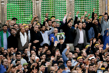 ایرنا - تهران - مراسم سالگرد ارتحال حضرت امام خمینی (ره) با حضور رهبر معظم انقلاب اسلامی و حجت الاسلام سید حسن خمینی در مرقد مطهر امام  (ره) برگزار شد.*15*