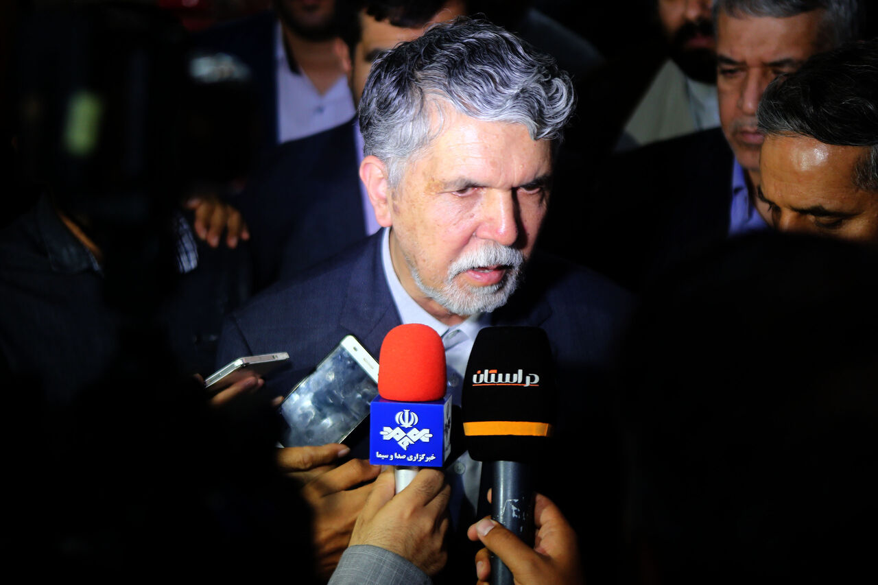وزیر فرهنگ و ارشاد اسلامی: قیام ۱۵خرداد را باید در یک فیلم فاخر به نمایش درآورد