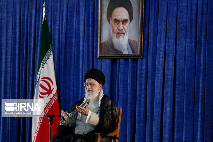 Leader receives Iranian officials, foreign ambassadors in Eid al-Fitr