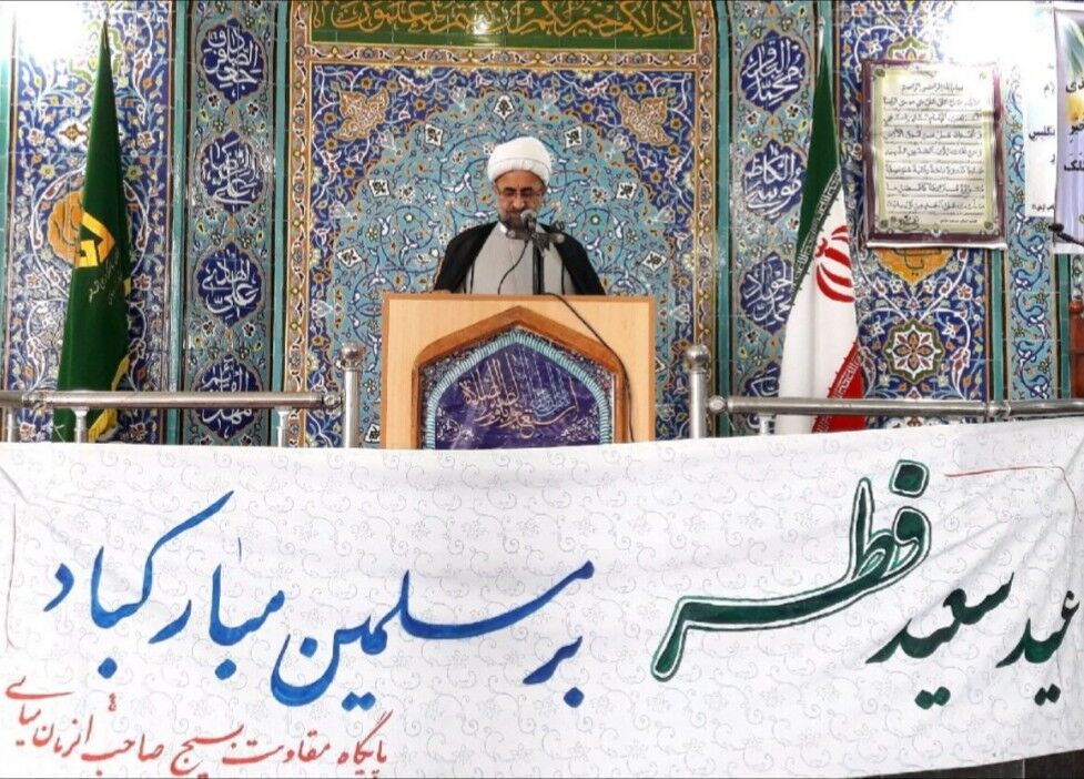 امام جمعه میامی: عید فطر جشن همدلی و وحدت ملت ایران است 