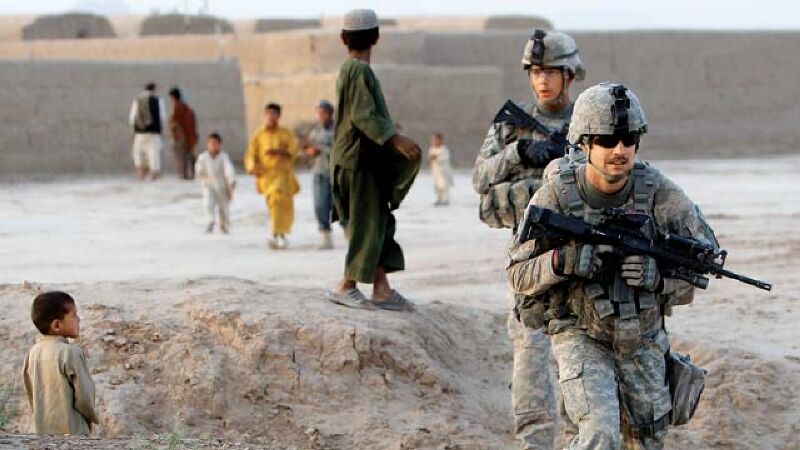 نیوزویک: آمریکا ۷۴۰ میلیارد دلار در جنگ بی‌پایان افغانستان هزینه کرد