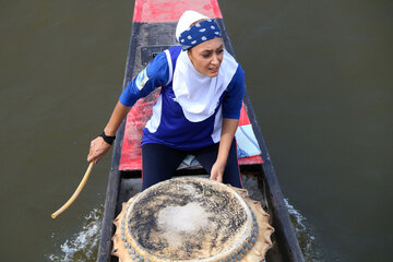 Courses  féminines de bateau-dragon de Guilan/Sélection de l’équipe nationale