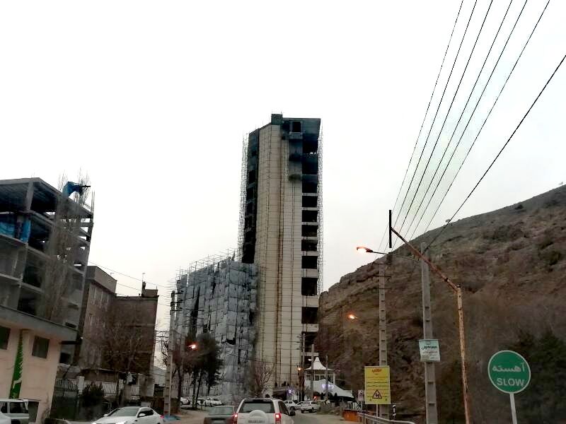 ادامه تخریب هتل فشم در انتظار تامین ساز و کار تخصصی است