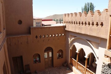 موزه اسناد تاریخی رفیعیه روستای طار  نطنز