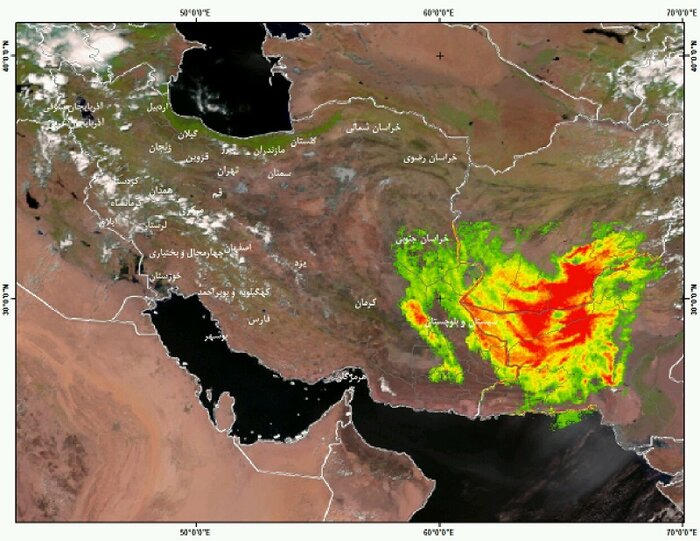گرد و غبار بادهای ۱۲۰ روزه به سواحل پاکستان رسید