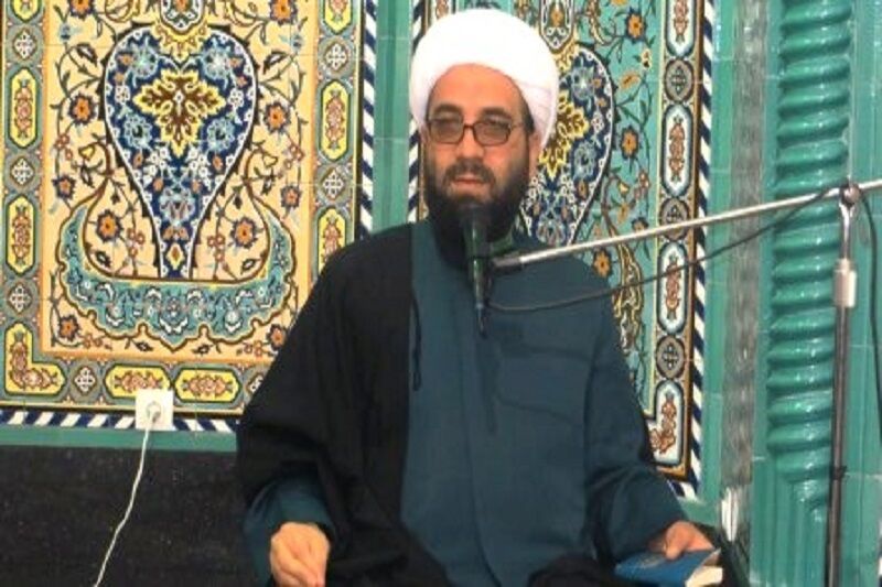 احسان و نیکی به مردم در زندگی امام موسی کاظم (ع) ساری و جاری بود احسان و نیکی به مردم در زندگی امام موسی کاظم (ع) ساری و جاری بود