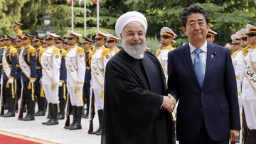 شینهوا: سفر آبه به تهران مثبت بود