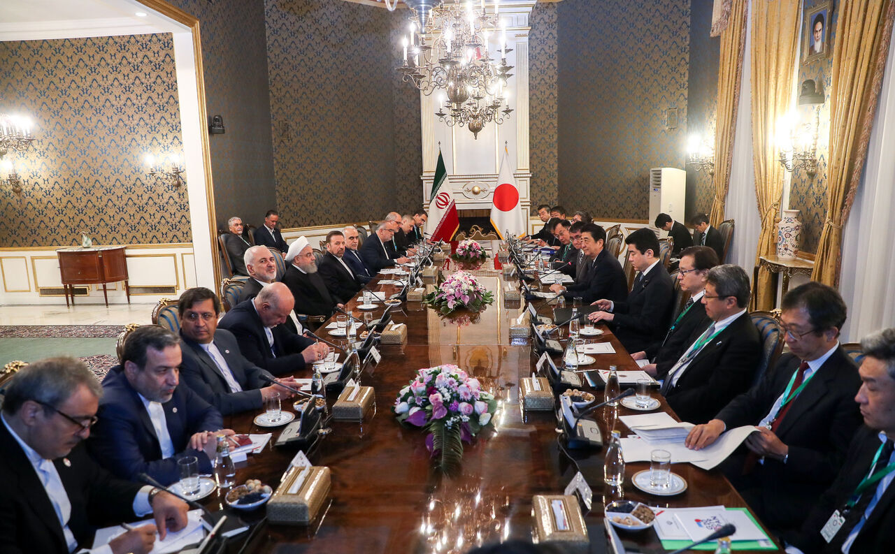 President Rouhani: Japanese PM's visit to Iran, turning-point in Tokyo-Tehran ties