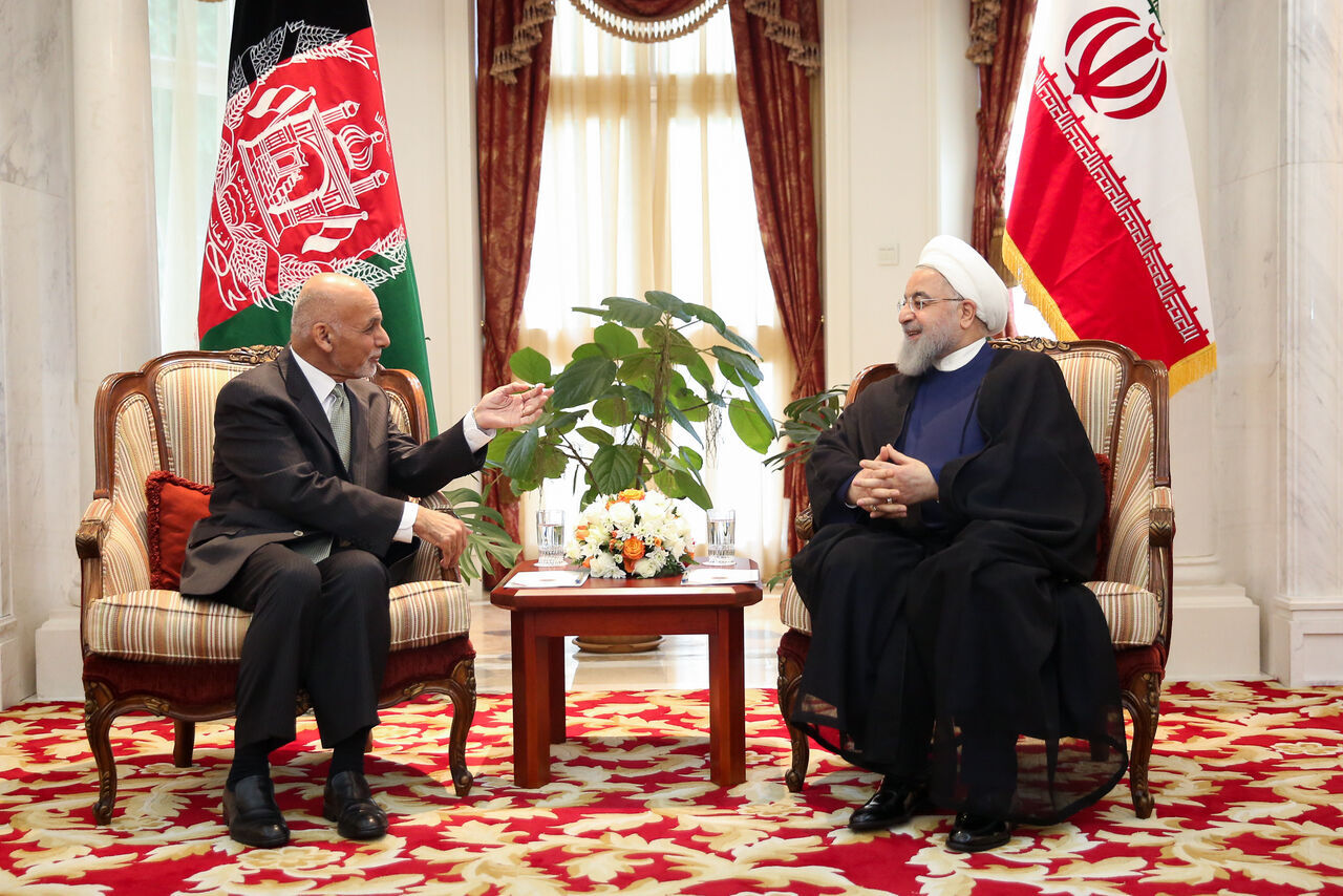 افغان مسئلے پر ایران کے موثر کردار کے خواہش مند ہیں: اشرف غنی افغان مسئلے پر ایران کے موثر کردار کے خواہش مند ہیں: اشرف غنی