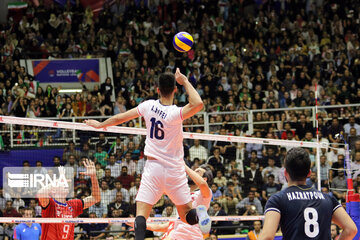 Volleyball game between Iran, Russia at Nations League