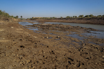 کرخه نور در وضعیت خشکسالی