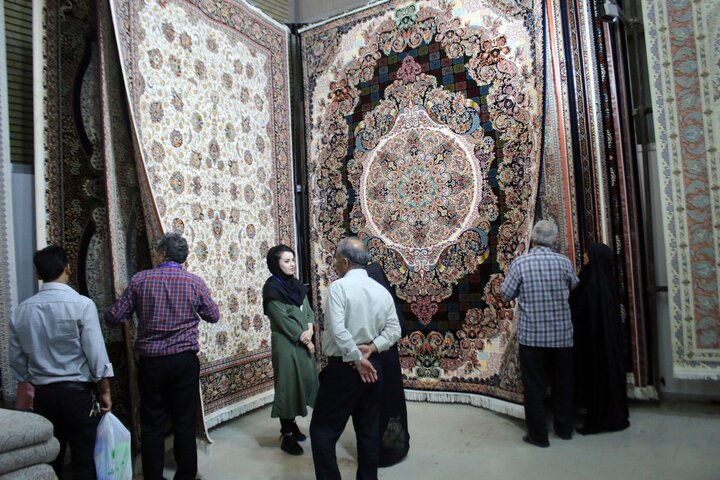 نمایشگاه ملزومات جهیزیه قزوین و استقبال مردم از کالای ایرانی 