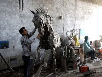 ساخت مجسمه های فلزی در بروجرد