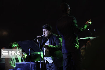 Nostalgic concert of late Cheshm-Azar