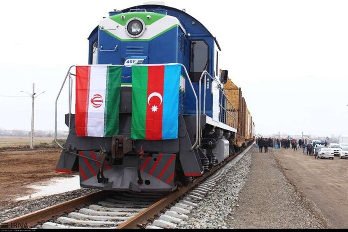 صادرات ۳۷ هزار و ۴۶ تن کالای غیرنفتی از راه‌آهن آستارا