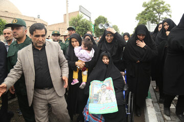 تشییع شهید مدافع حرم علی آقایی در اردبیل