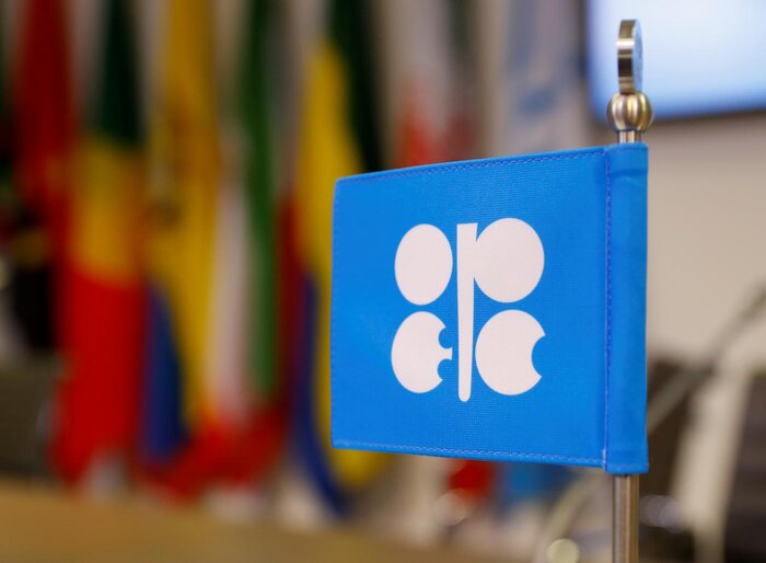 وزرای اوپک با تمدید توافق کاهش تولید نفت موافقت کردند