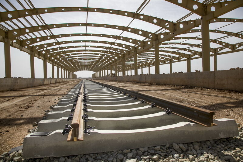 Iran prepared to build Shalamcheh-Basra railway