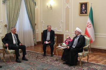روحانی: اراده جدی تهران، توسعه و تعمیق روابط با ایروان است